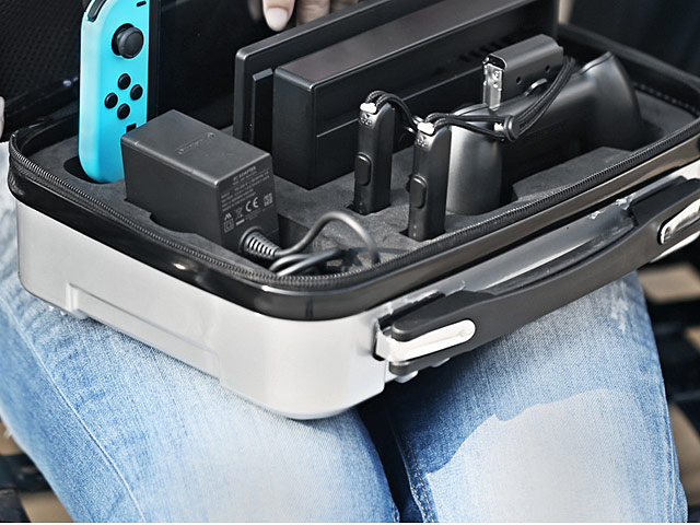 Nintendo Switch Container Premium Case